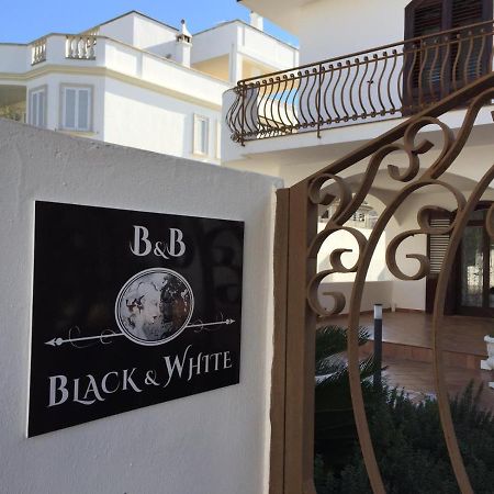 B&B Black-And-White Gallipoli Exteriér fotografie